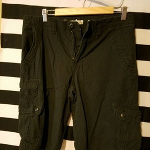 Urban pipeline cargo shorts